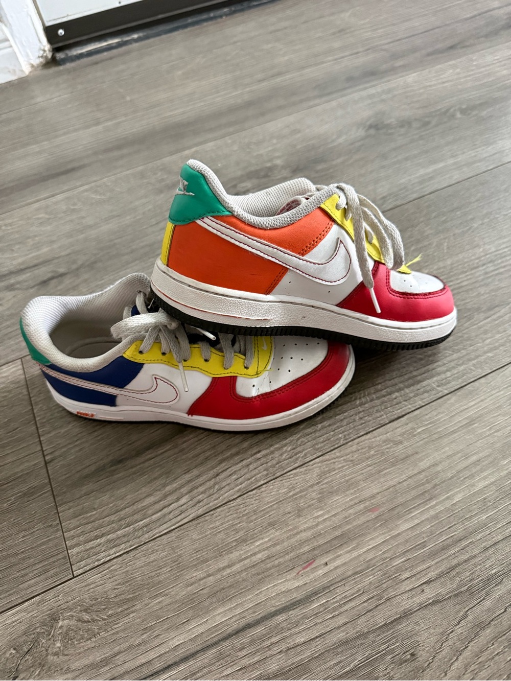 Nike Air Force 1 LV8 Boys' Multicolor Low Top Sneakers US 3Y Colorblock - Picture 3 of 8